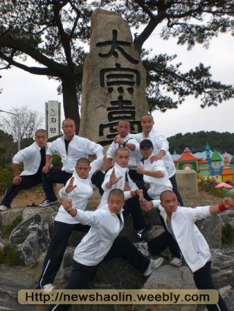 2009年赴日本文化交流